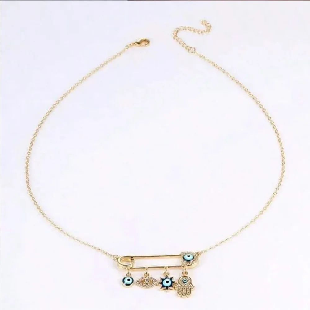 Evil Eye Charm Necklace Q833
